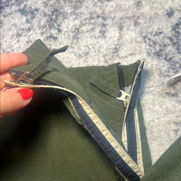 Abercrombie & Fitch Olive Joggers with White Details - Picture 4 of 6